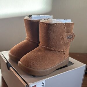 NEW NWT - UGG® Keelan Boot - Baby / Toddler - Chestnut - Sz 2-3